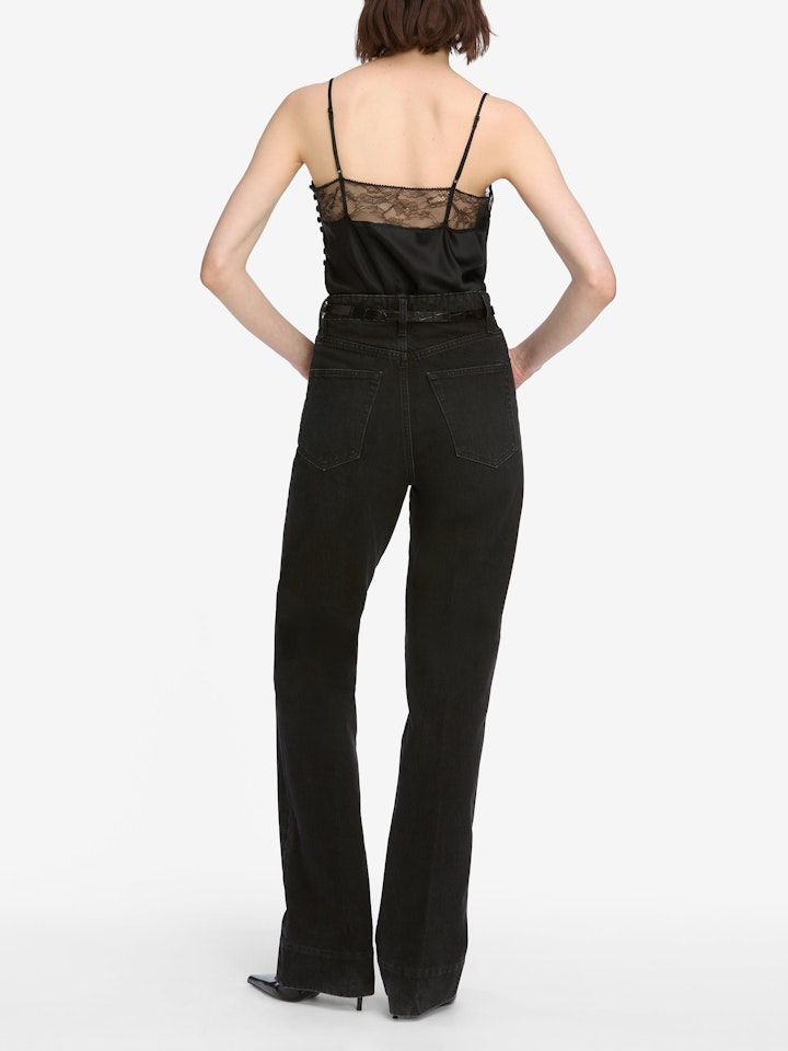 From the brand Frame Women's The Lace Inset Cami in Cami Black - abigail fashion