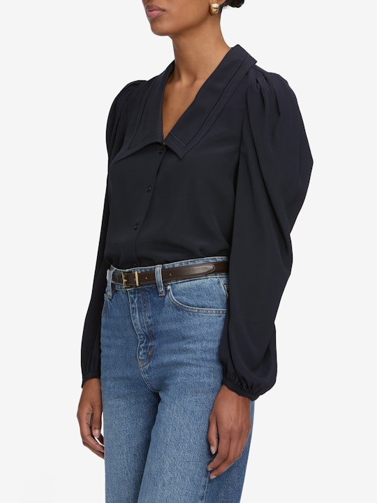 From the brand Frame Women's The Long Sleeve Sailor Blouse in Navy - abigail fashion