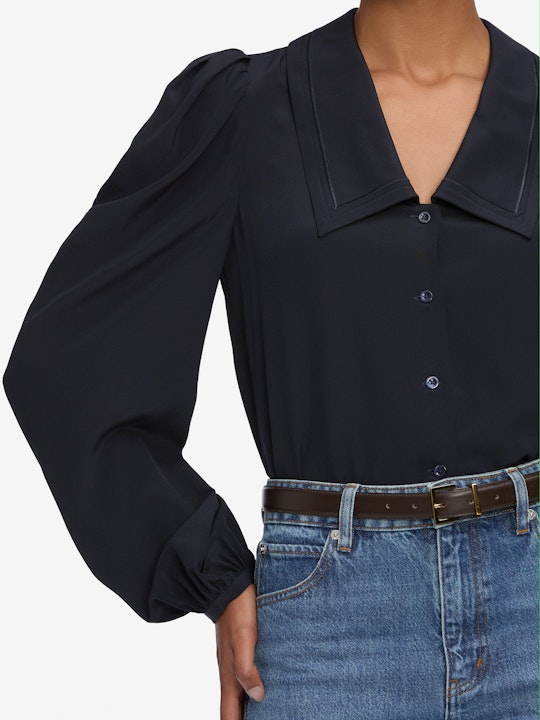 From the brand Frame Women's The Long Sleeve Sailor Blouse in Navy - abigail fashion