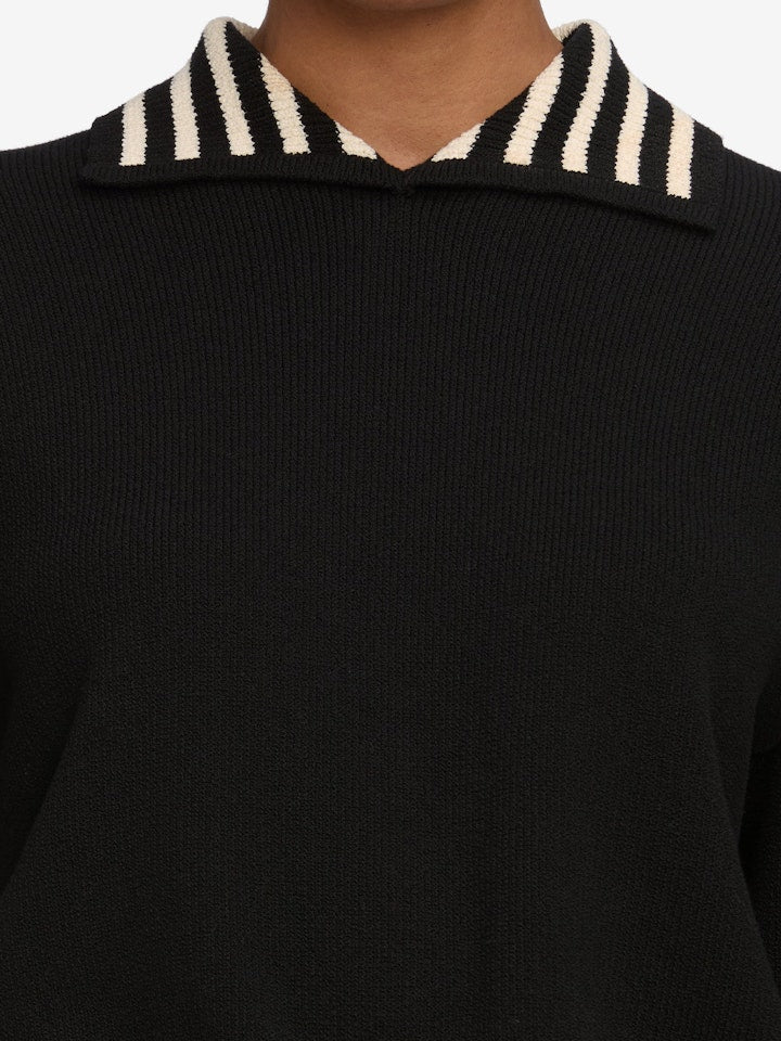 From the brand Frame Women's The Sailor Pullover in Black Multi - abigail fashion