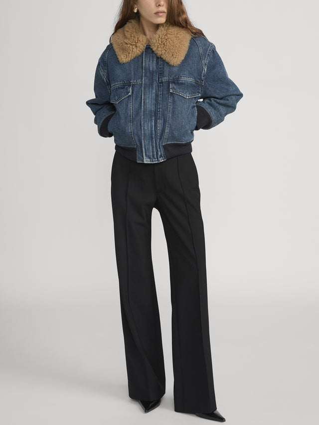 From the brand Frame Women's The Shearling Aviator Jacket in Motion - abigail fashion