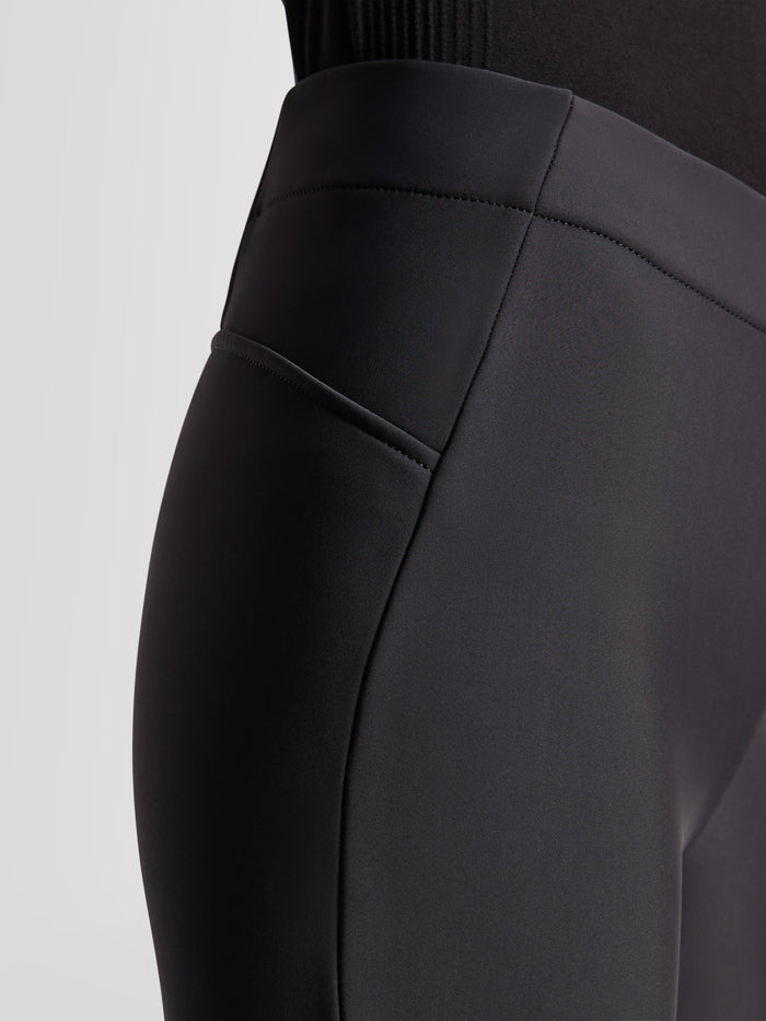 From the brand Fusalp Women's Tipi Ski Fuseau Pants in Noir - abigail fashion