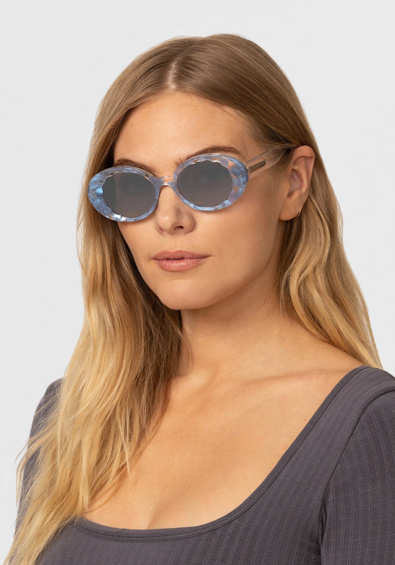 KREWE Alixe Sunglasses Krewe Alixe Sunglasses – Saint Bernard main image 2