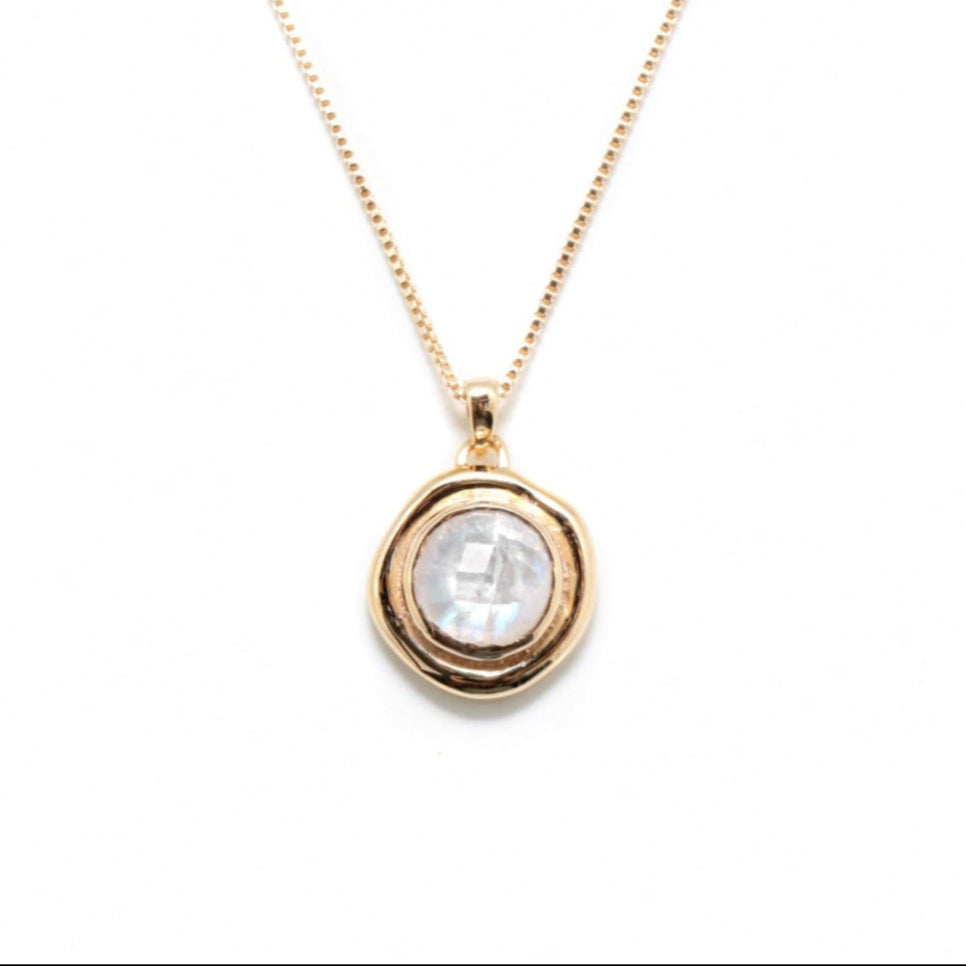 From the brand Lolo Jewellery Women's Petra Necklace in Moonstone - abigail fashion