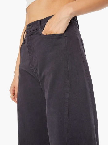 From the brand MOTHER Women's The Half-Pipe Flood High-Waisted Pant in Faded Black - abigail fashion