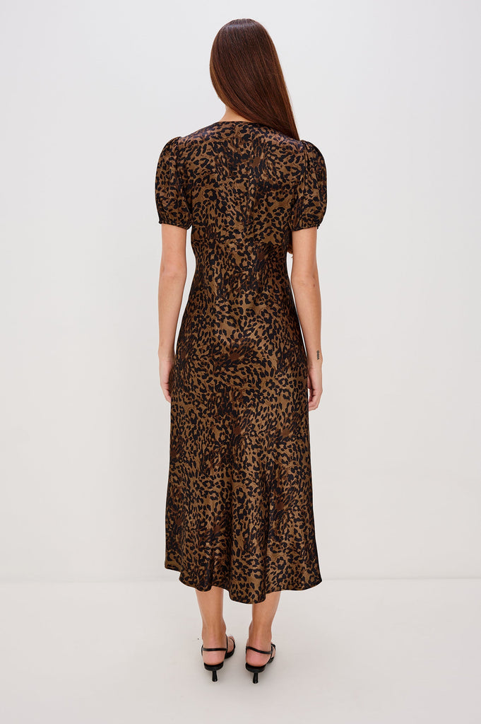 From the brand Rails Women's Junia Dress in Ginger Spotted - abigail fashion