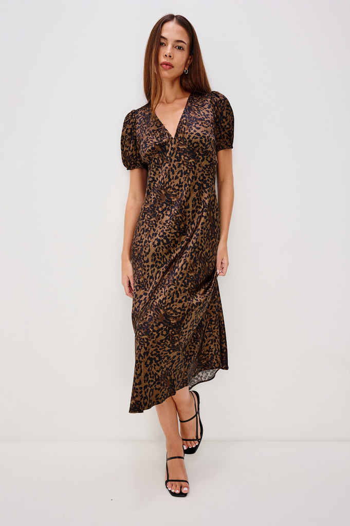 From the brand Rails Women's Junia Dress in Ginger Spotted - abigail fashion