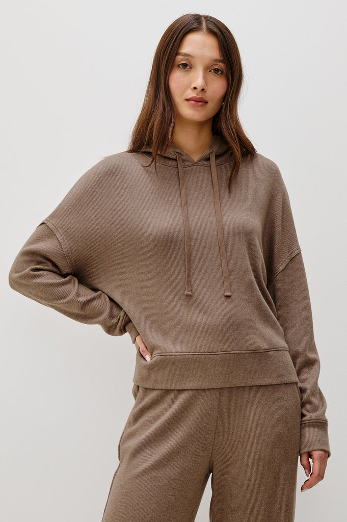From the brand Rails Women's Nico Sweatshirt in Heather-Latte - abigail fashion
