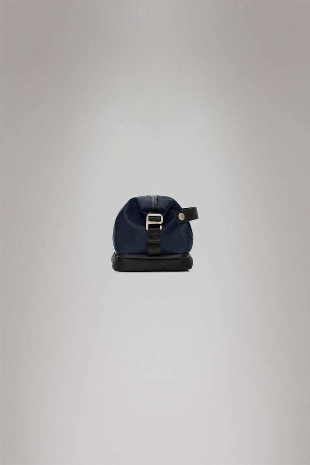 From the brand Rains Unisex Otaru Wash Bag W3 in Navy - abigail fashion