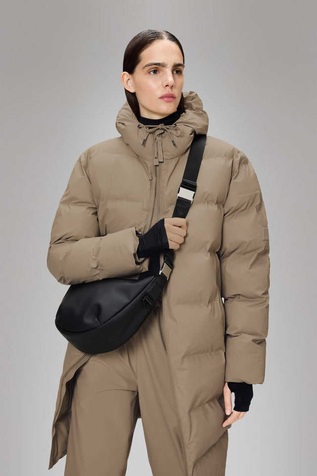 From the brand Rains Women's Valera Shoulder Bag W3 in Black - abigail fashion