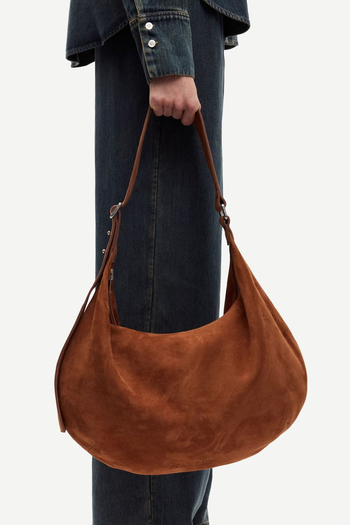 From the brand Samsøe Samsøe Women's Safreja Midi Crossbody Bag in Tortoise Shell - abigail fashion