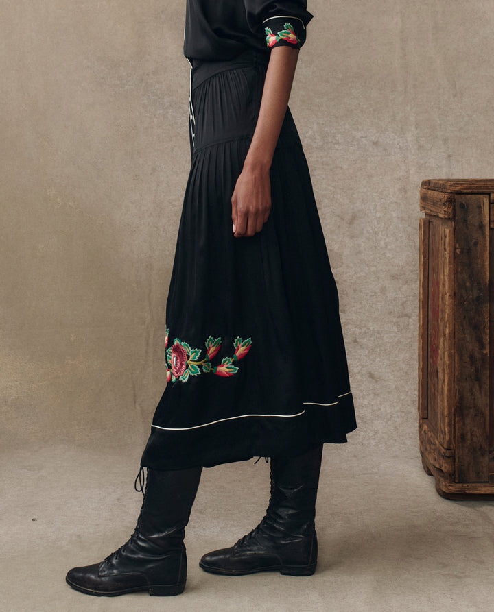 From the brand The Great Women's The Heirloom Rose Highland Skirt in Black - abigail fashion