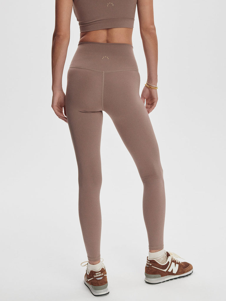 From the brand Varley Women's Freesoft High Rise Legging 27 in Deep Taupe - abigail fashion