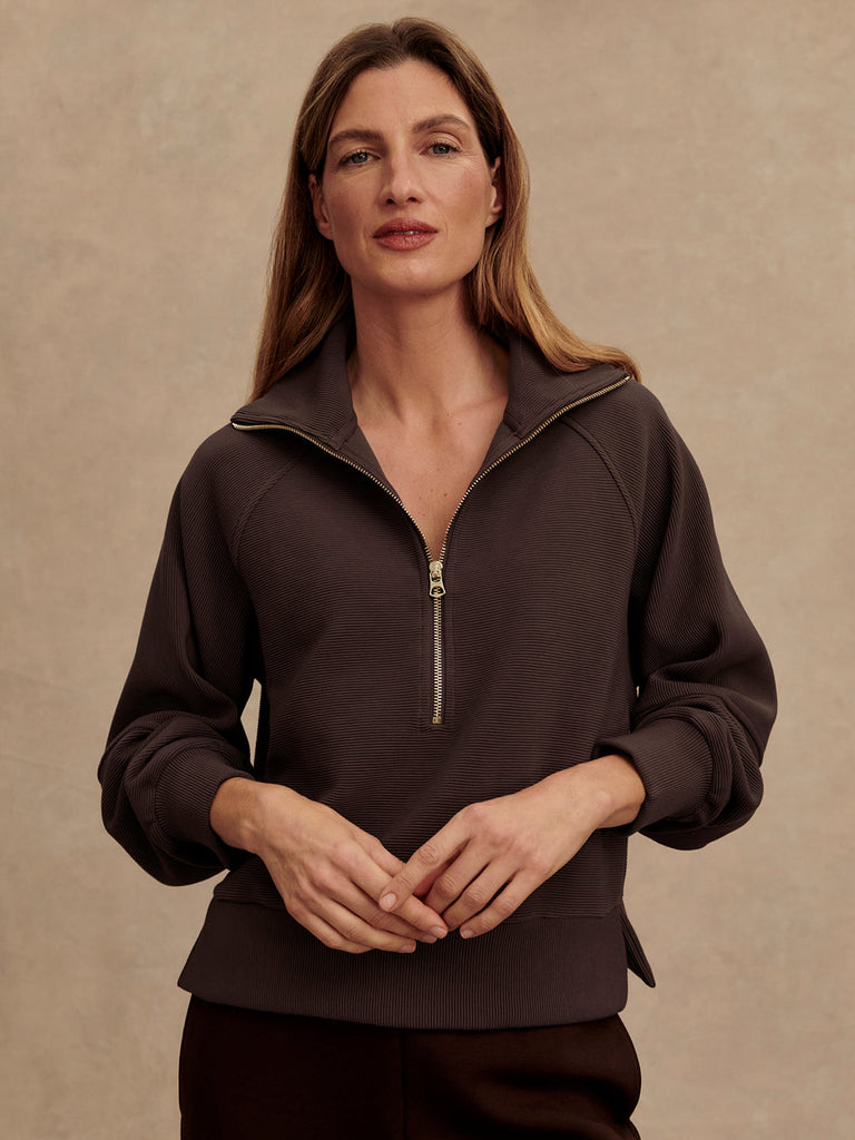 From the brand Varley Women's Milano Half Zip Sweatshirt in Coffee Bean - abigail fashion