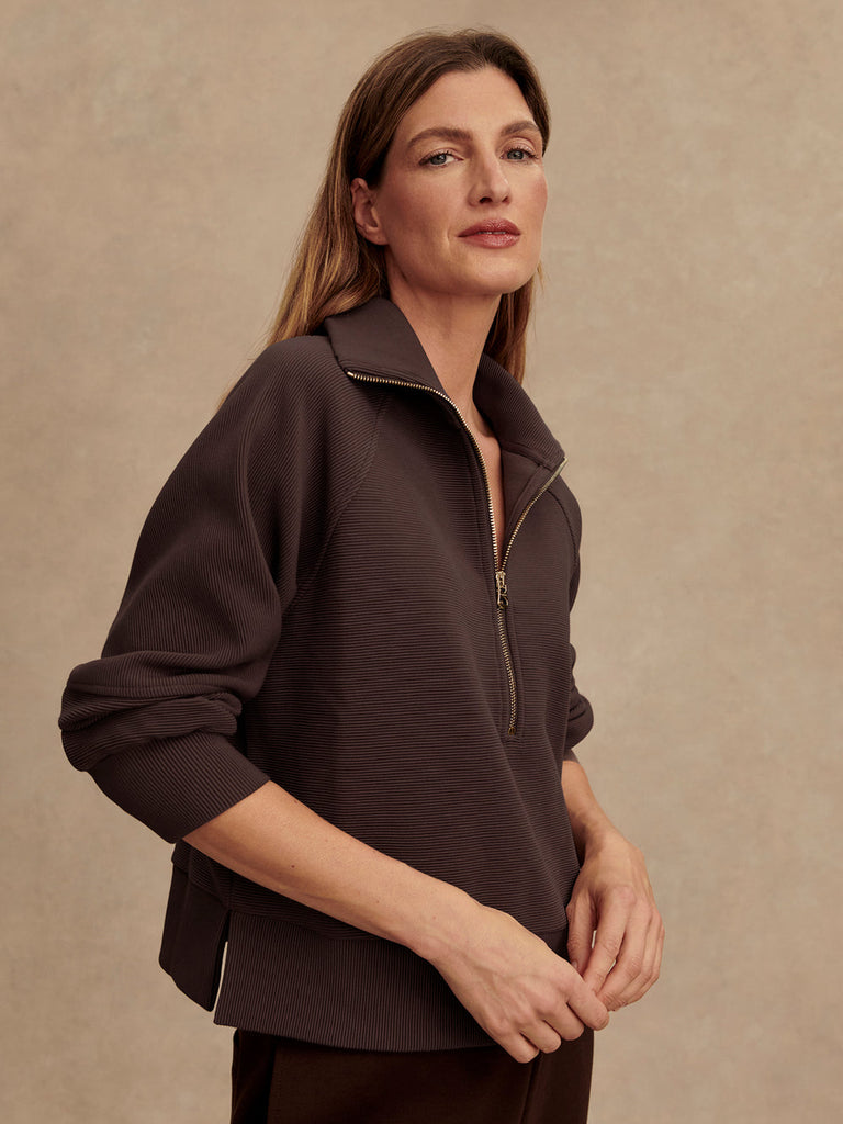 From the brand Varley Women's Milano Half Zip Sweatshirt in Coffee Bean - abigail fashion