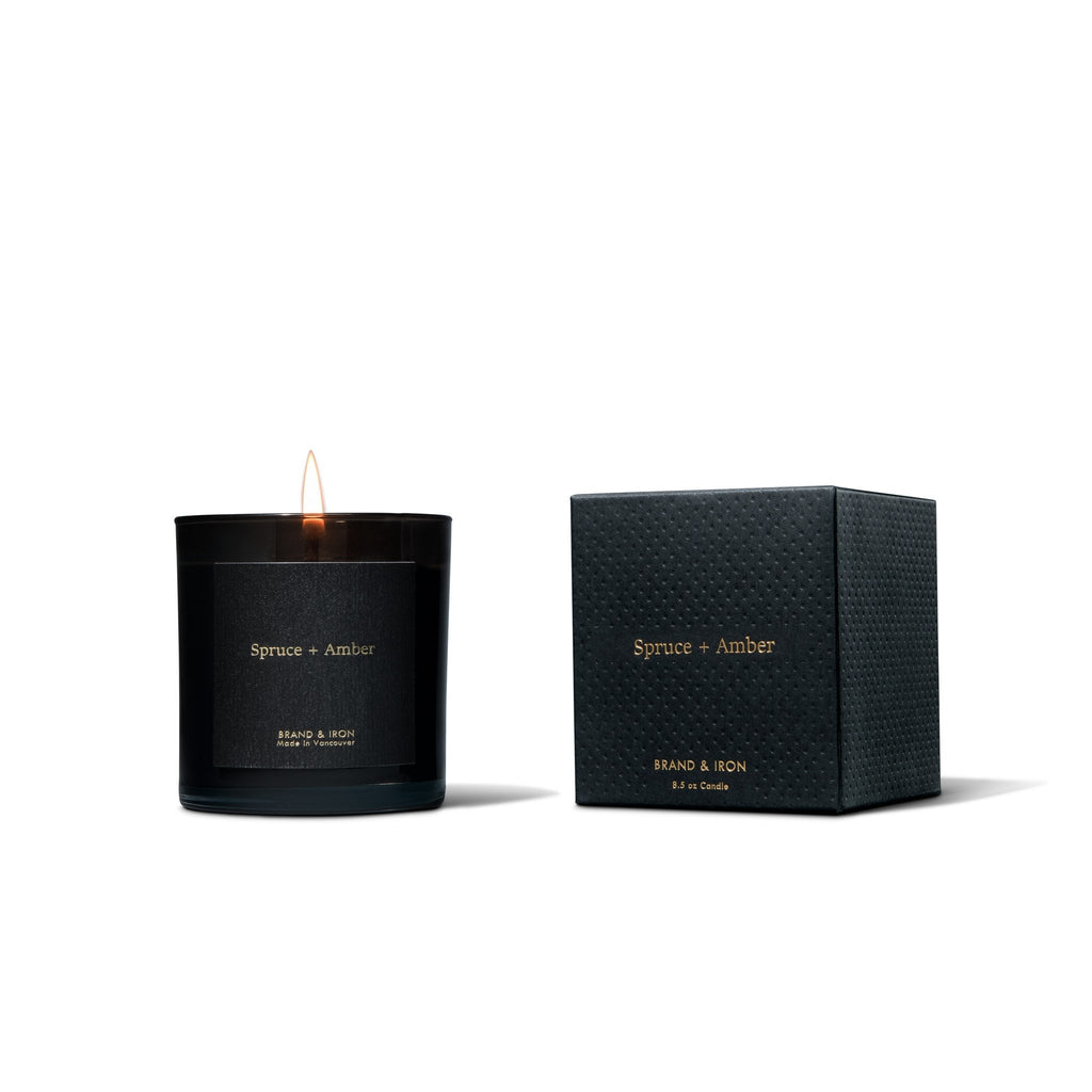 Brand and Iron Dark Spaces Candle Spruce Amber Spruce Amber Bach&Co 01