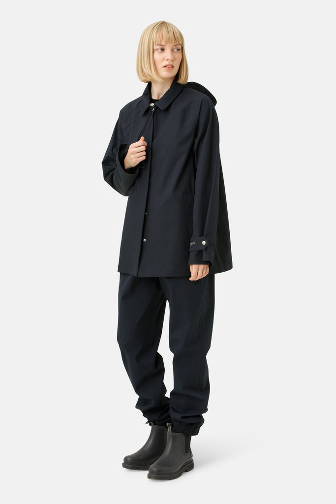 Ilse Jacobsen Classic Short Mac Raincoat Jacket Dark Indigo Bach&Co